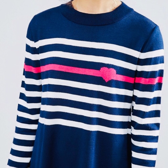 Very Demure ASOS Heart Sweater Dress SZ 4 - Picture 2 of 9